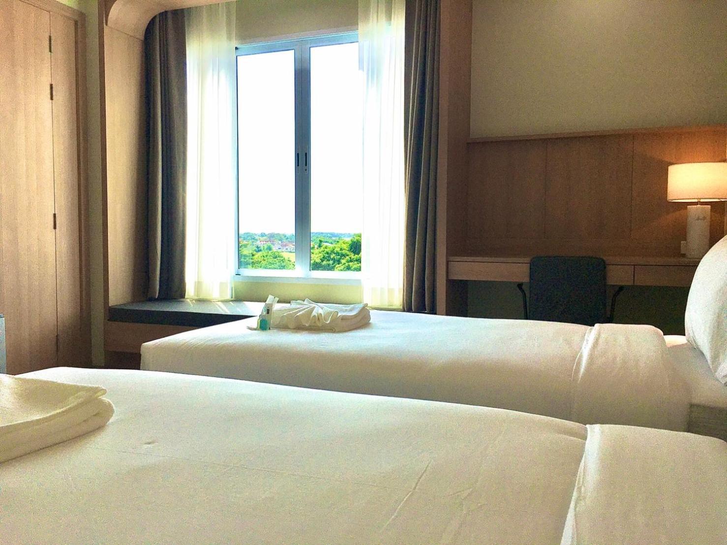 Mayflower Grande Suite Hotel Phitsanulok Zewnętrze zdjęcie